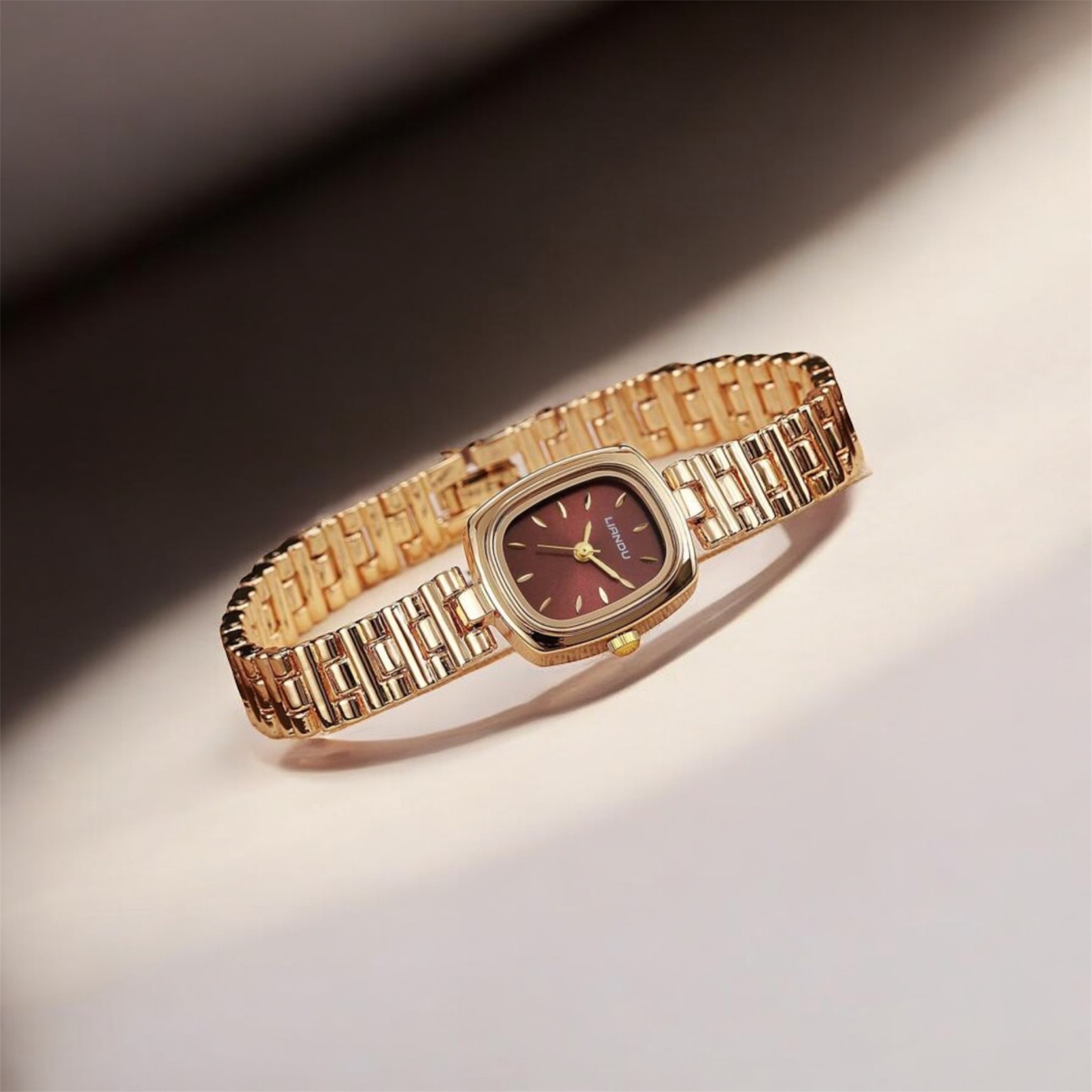 Antique Charm - wine color